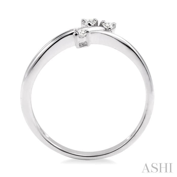 ASHI 3 Stone Diamond Fashion Ring 10758PPTXWG
