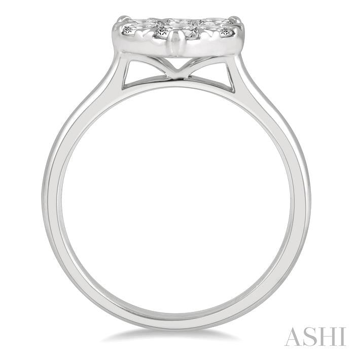ASHI Heart Shape Lovebright Essential Diamond Engagement Ring 126D1PPFGWG