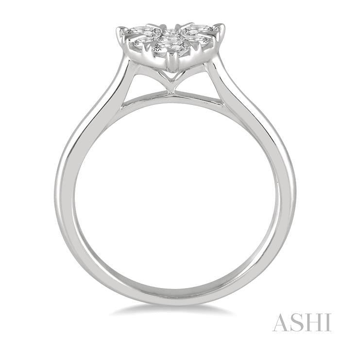 ASHI Heart Shape Lovebright Essential Diamond Engagement Ring 126D3PPFGWG