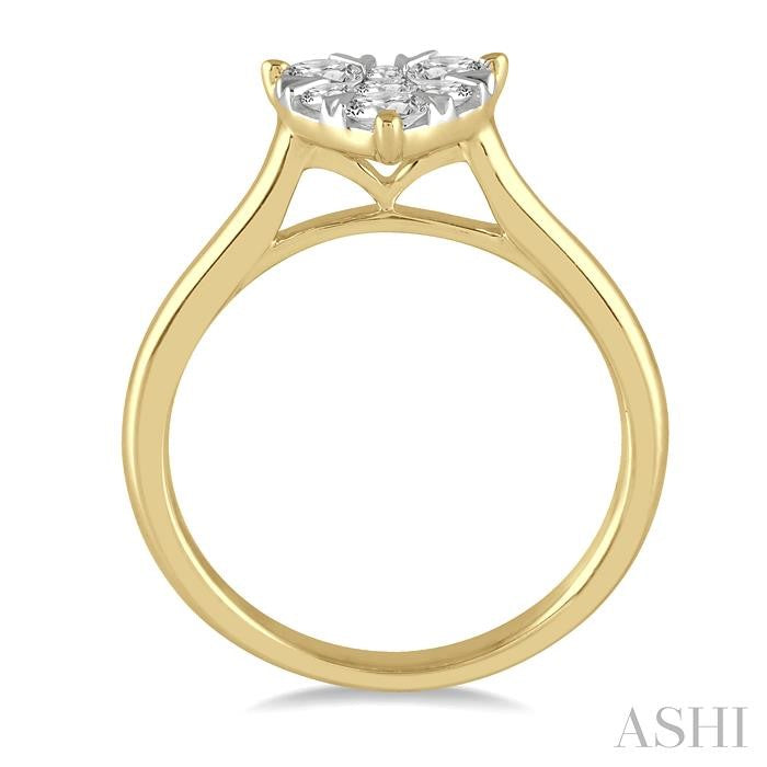 ASHI Heart Shape Lovebright Essential Diamond Engagement Ring 126D3PPFGYW