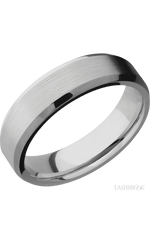 6 mm wide Beveled Titanium band.