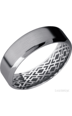 7 mm wide High Bevel Tantalum band.