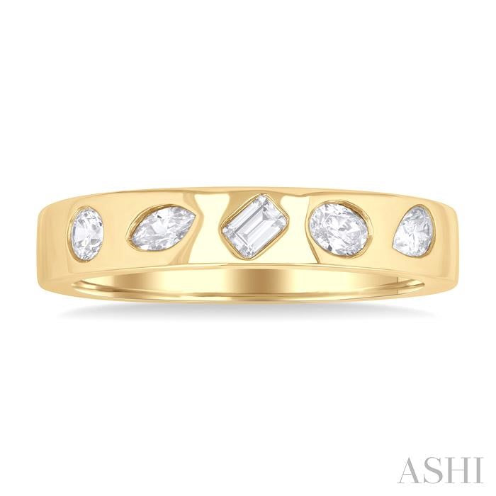 ASHI Mixed Shape Bezel Set Diamond Fashion Band 30384PPFGYG