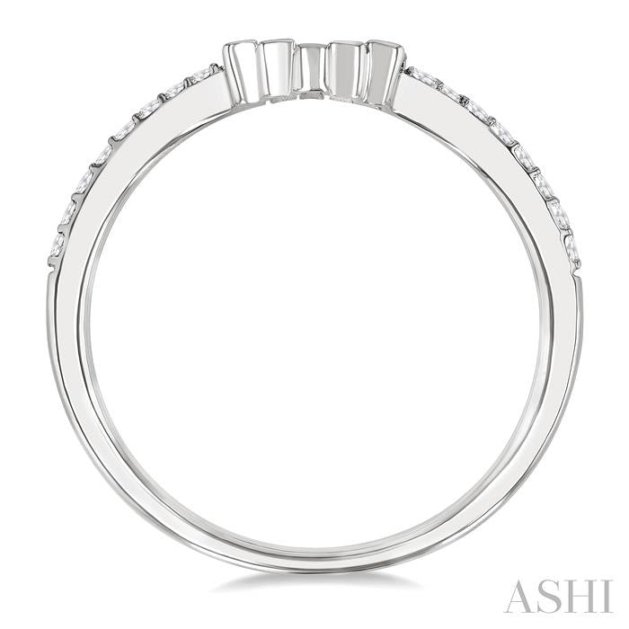 ASHI Chevron Baguette Diamond Wedding Band 303B6PPFGWG