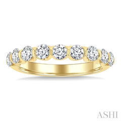 ASHI Diamond Fashion Band 31861PPFGYG