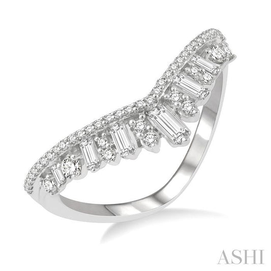 ASHI Chevron Baguette Diamond Fashion Ring 331E3PPFGWG