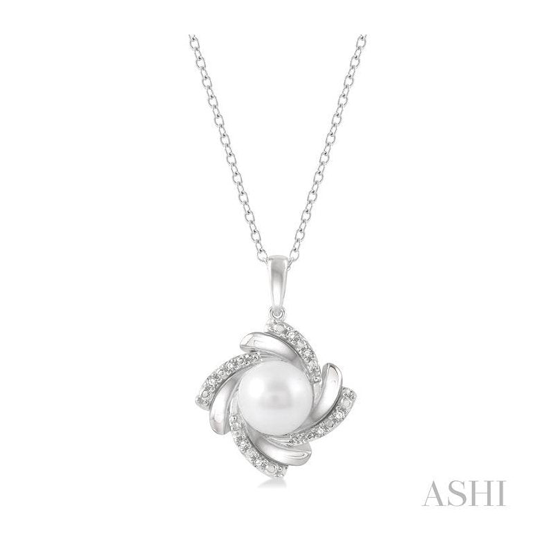 ASHI Silver Pearl & Diamond Pendant 84179PPSSSLPD