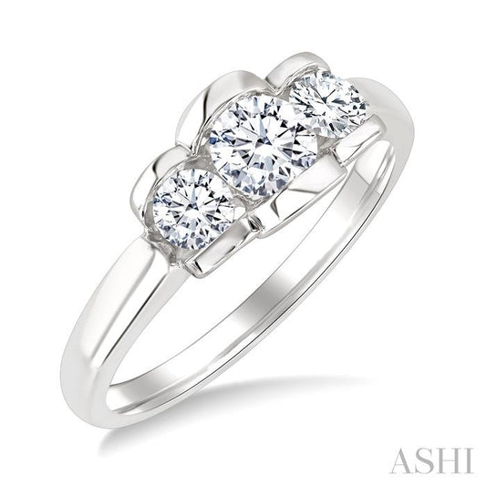 ASHI 3 Stone Diamond Fashion Ring 361Y2PPFGWG