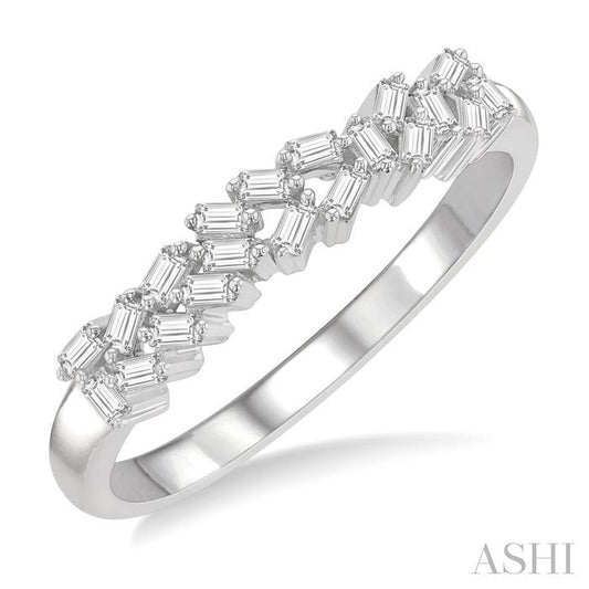 ASHI Scatter Baguette Diamond Fashion Ring 362E7PPFHWG