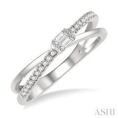 ASHI Criss Cross Baguette Diamond Fashion Ring 364D8PPFGWG