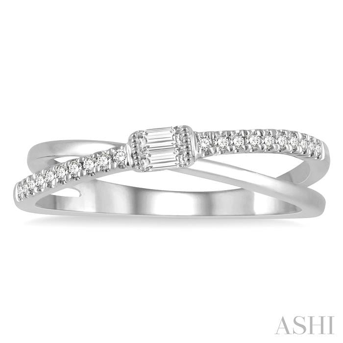 ASHI Criss Cross Baguette Diamond Fashion Ring 364D8PPFGWG