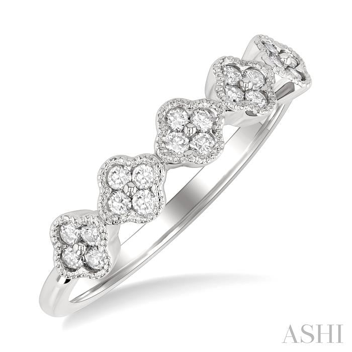 ASHI Clover Cluster Diamond Ring 366H6PPFGWG