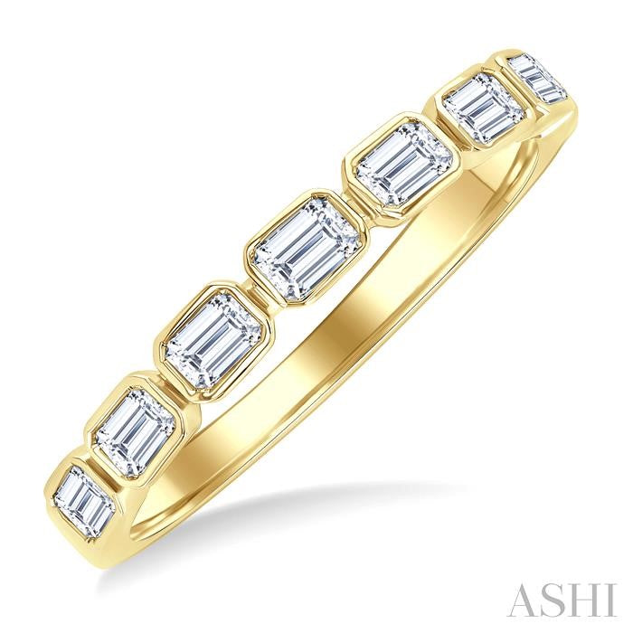 ASHI Emerald Shape East-West Bezel Set Diamond Fashion Band 372E3PPFGYG-OC