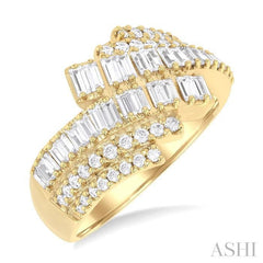 ASHI Baguette Diamond Fashion Ring 372H1PPFGYG