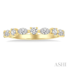 ASHI Marquise Shape Scatter Diamond Fashion Band 375K3PPFGYG