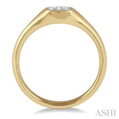 ASHI Cushion Shape Lovebright Essential Diamond Signet Ring 379M8PPFGYW