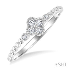 ASHI Bead Clover Petite Diamond Fashion Ring 385M8PPTGWG-CLV
