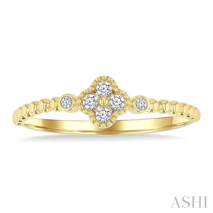 ASHI Bead Clover Petite Diamond Fashion Ring 385M8PPTGYG-CLV