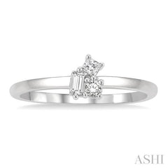ASHI Scatter Petite Baguette Diamond Fashion Ring 388J8PPTGWG