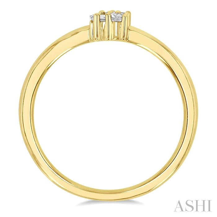 ASHI Scatter Petite Baguette Diamond Fashion Ring 388J8PPTGYG
