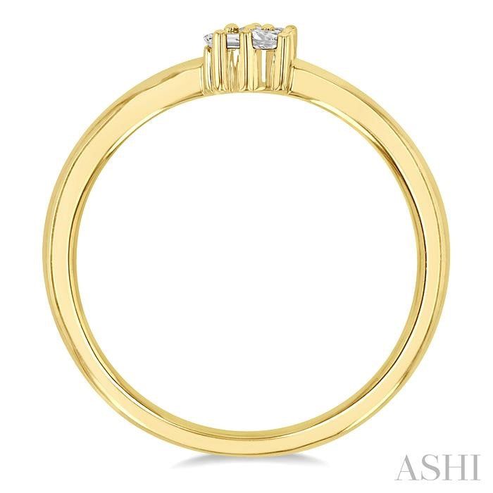 ASHI Scatter Petite Baguette Diamond Fashion Ring 388J8PPTGYG