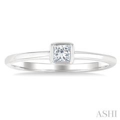 ASHI Princess Shape Bezel Set Petite Diamond Fashion Ring 389K8PPTGWG-PRN