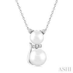 ASHI Cat Pearl & Petite Diamond Fashion Pendant 556C9PPTSPDWPWG