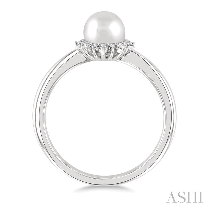 ASHI Pearl & Petite Halo Diamond Fashion Ring 559A8PPTSWPWG