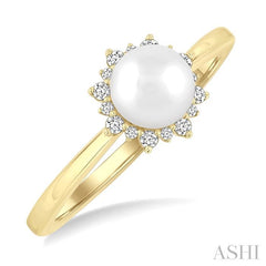 ASHI Pearl & Petite Halo Diamond Fashion Ring 559A8PPTSWPYG