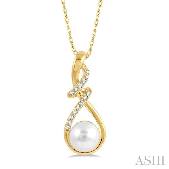 ASHI Pearl & Diamond Fashion Pendant 56138PPTSPDWPYG