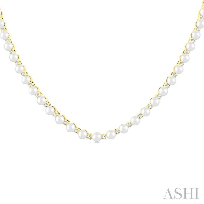 ASHI Pearl & Diamond Straightline Fashion Necklace 561B2PPFGNKWPYG