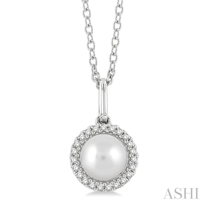 ASHI Pearl & Petite Halo Diamond Fashion Pendant 562A9PPTSPDWPWG