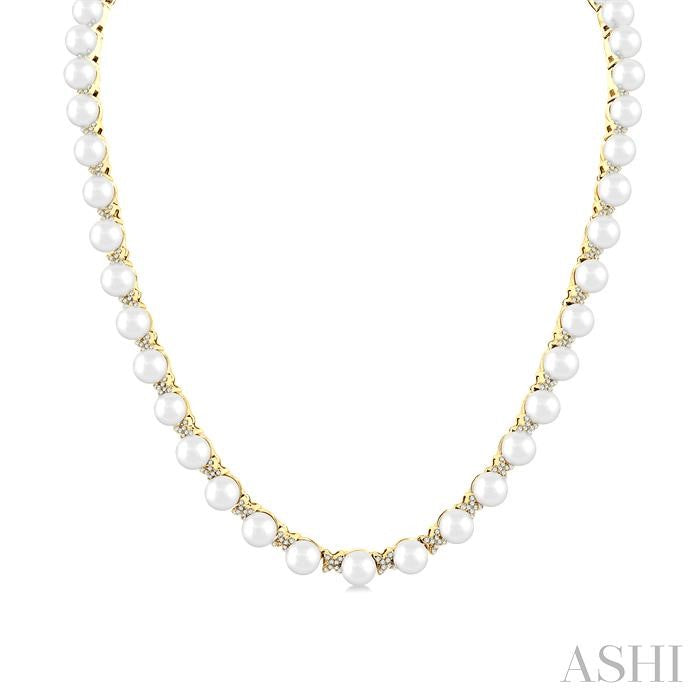ASHI Pearl & Diamond Floral Fashion Necklace 563B1PPFGNKWPYG-1.25