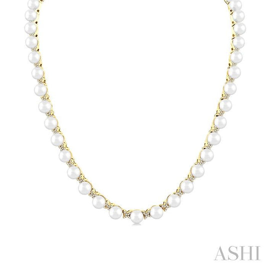 ASHI Pearl & Diamond Floral Fashion Necklace 563B1PPFGNKWPYG-1.25