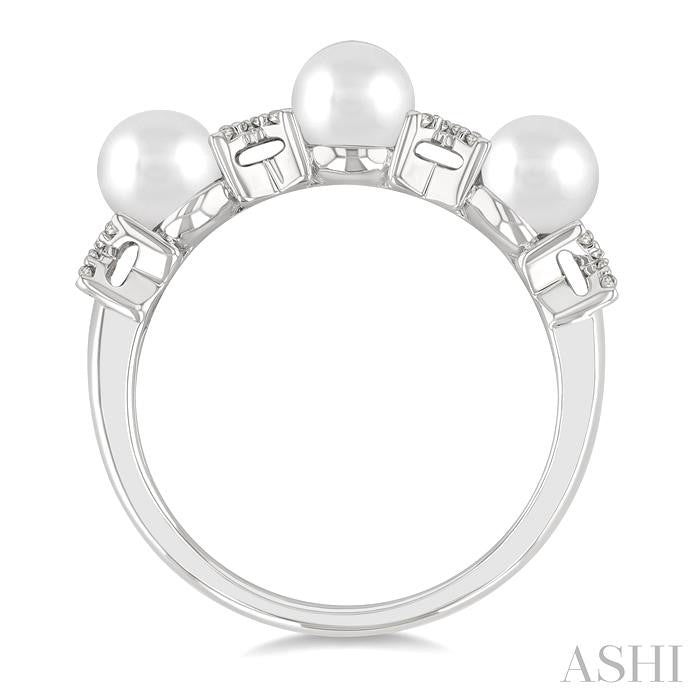 ASHI Pearl & Diamond Floral Fashion Band 563B8PPFGWPWG