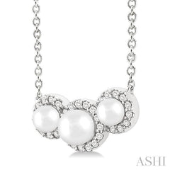 ASHI Round Shape Past Present & Future Pearl & Halo Diamond Pendant 56498PPFGPDWPWG