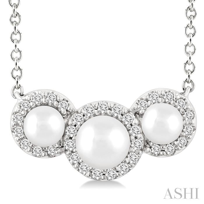 ASHI Round Shape Past Present & Future Pearl & Halo Diamond Pendant 56498PPFGPDWPWG