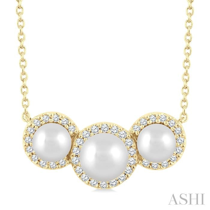 ASHI Pearl & Halo Diamond Fashion Pendant 568A8PPFGPDWPYG