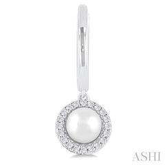 ASHI Pearl & Petite Halo Diamond Huggie Fashion Earrings 56978PPTSERWPWG
