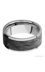 9 mm wide/Flat/Titanium band with one 7 mm Centered inlay of Forged Carbon Fiber.