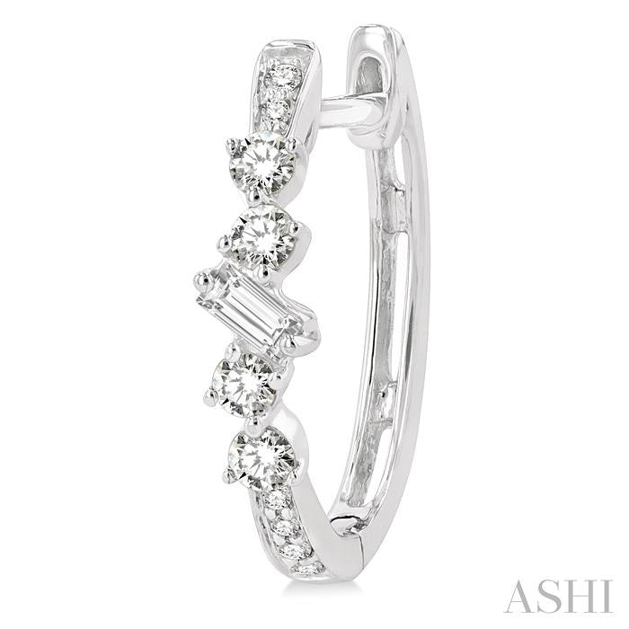 ASHI Diamond Hoop Earrings 620F5PPFGERWG