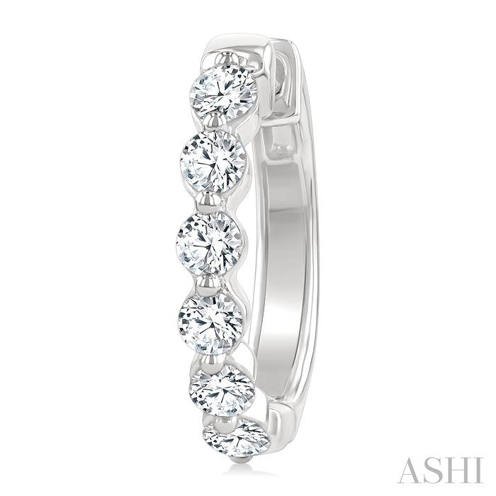 ASHI Diamond Hoop Earrings 620H1PPFGERWG