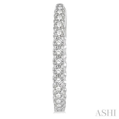 ASHI Inside-Out Diamond Round Hoop Earrings 622B0PPFHERWG-1.50