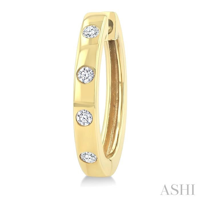 ASHI Flush Bezel Set Diamond Fashion Hoop Earrings 623F8PPTGERYG