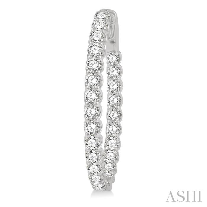 ASHI Inside-Out Diamond Oval Hoop Earrings 624B0PPFHERWG-4.00