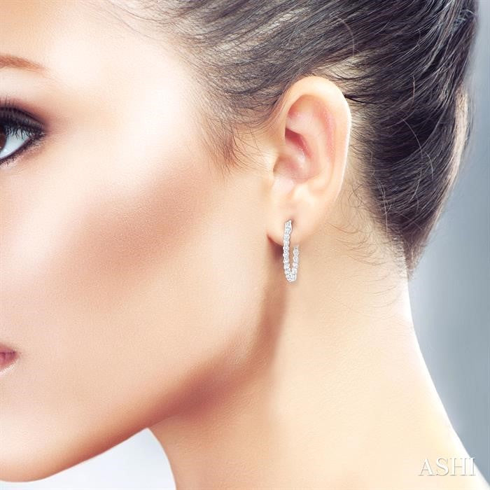 ASHI Inside-Out Diamond Round Hoop Earrings 626D3PPFGERWG