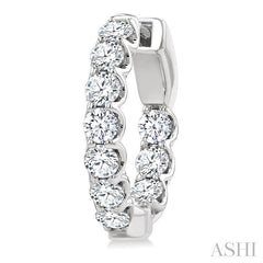 ASHI Inside-Out Diamond Round Hoop Earrings 628E0PPFHERWG-2.00