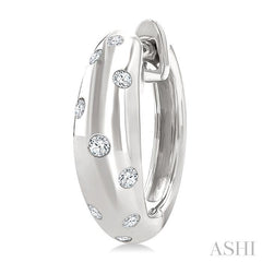 ASHI Mosaic Diamond Fashion Huggie Earrings 629J8PPTGERWG