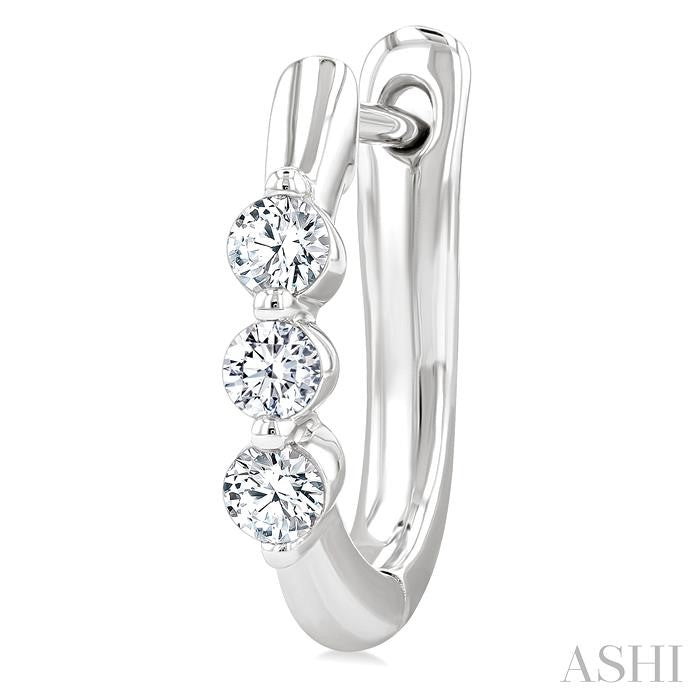 ASHI 3 Stone Diamond Hoop Earrings 631F5PPFGERWG