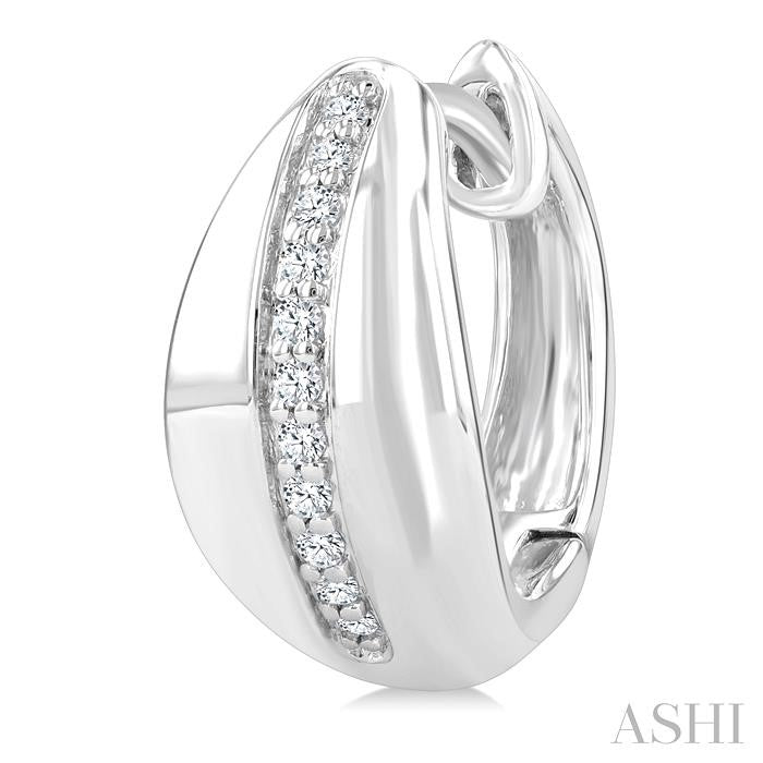 ASHI Bold Diamond Fashion Hoop Earrings 632J8PPTGERWG